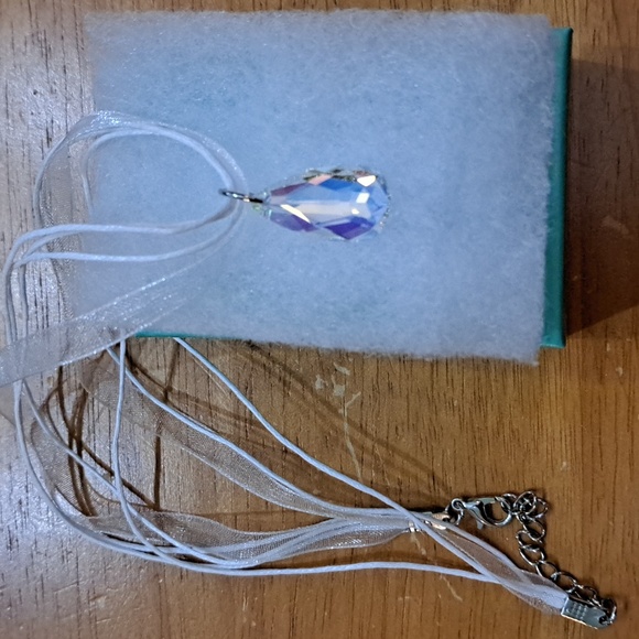 Early Morning Crystal Marquise Necklace - Picture 5 of 6